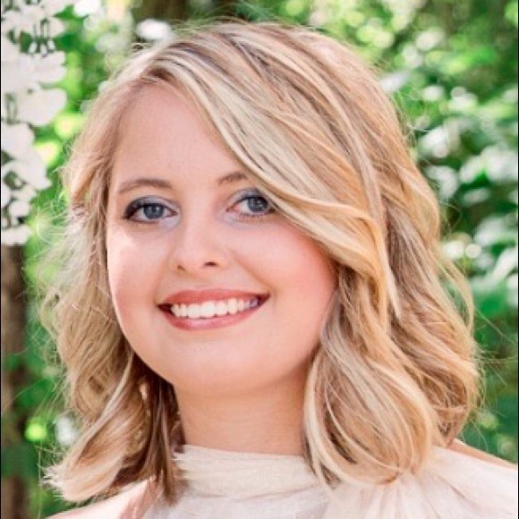 Meet your Posher, Taylor - Picture 1 of 1